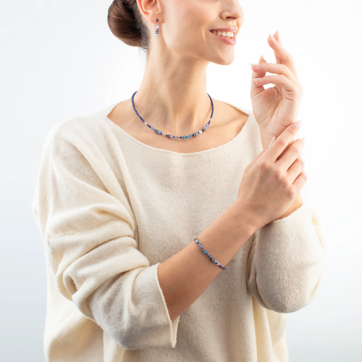 Mini Cubes Blue Bracelet