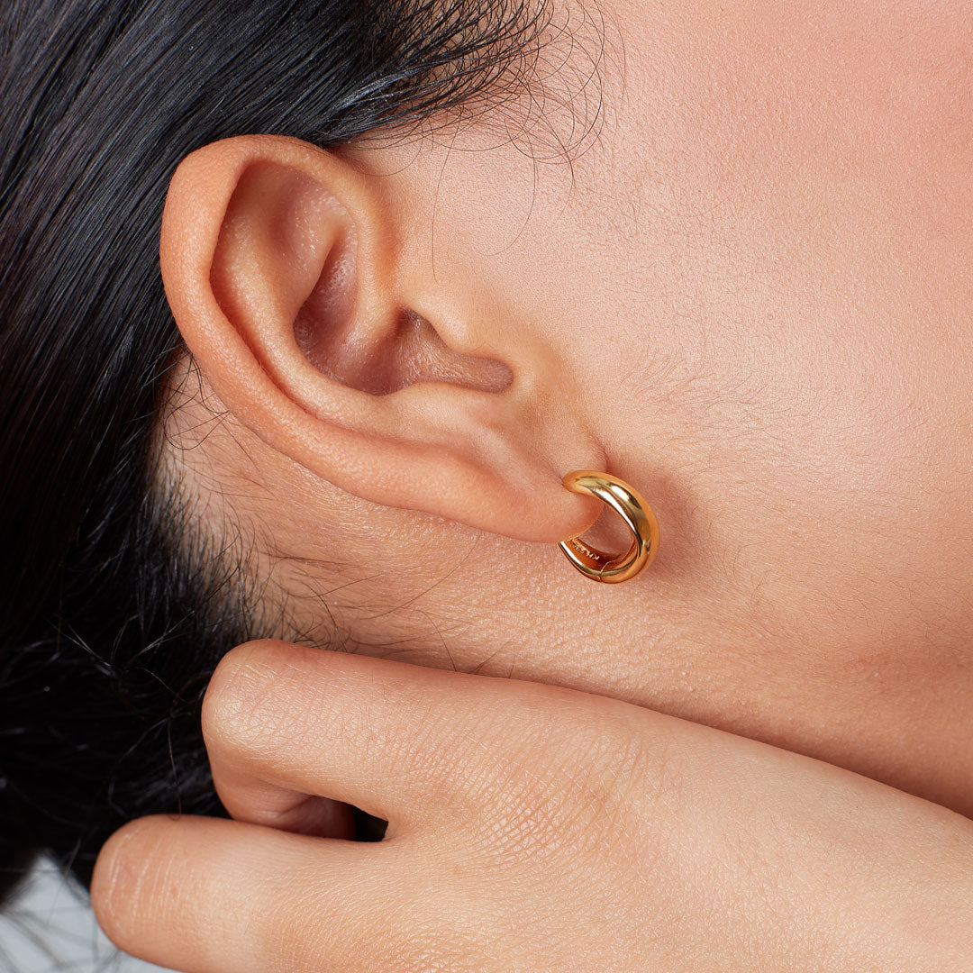 Bevel Cirque Golden Small Hinged Huggie Hoop Earrings