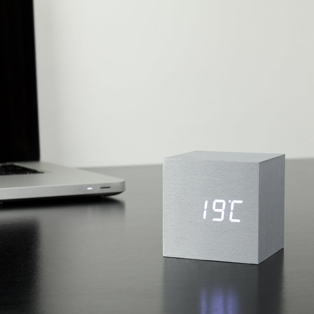 Cube Aluminium Click Clock/White LED