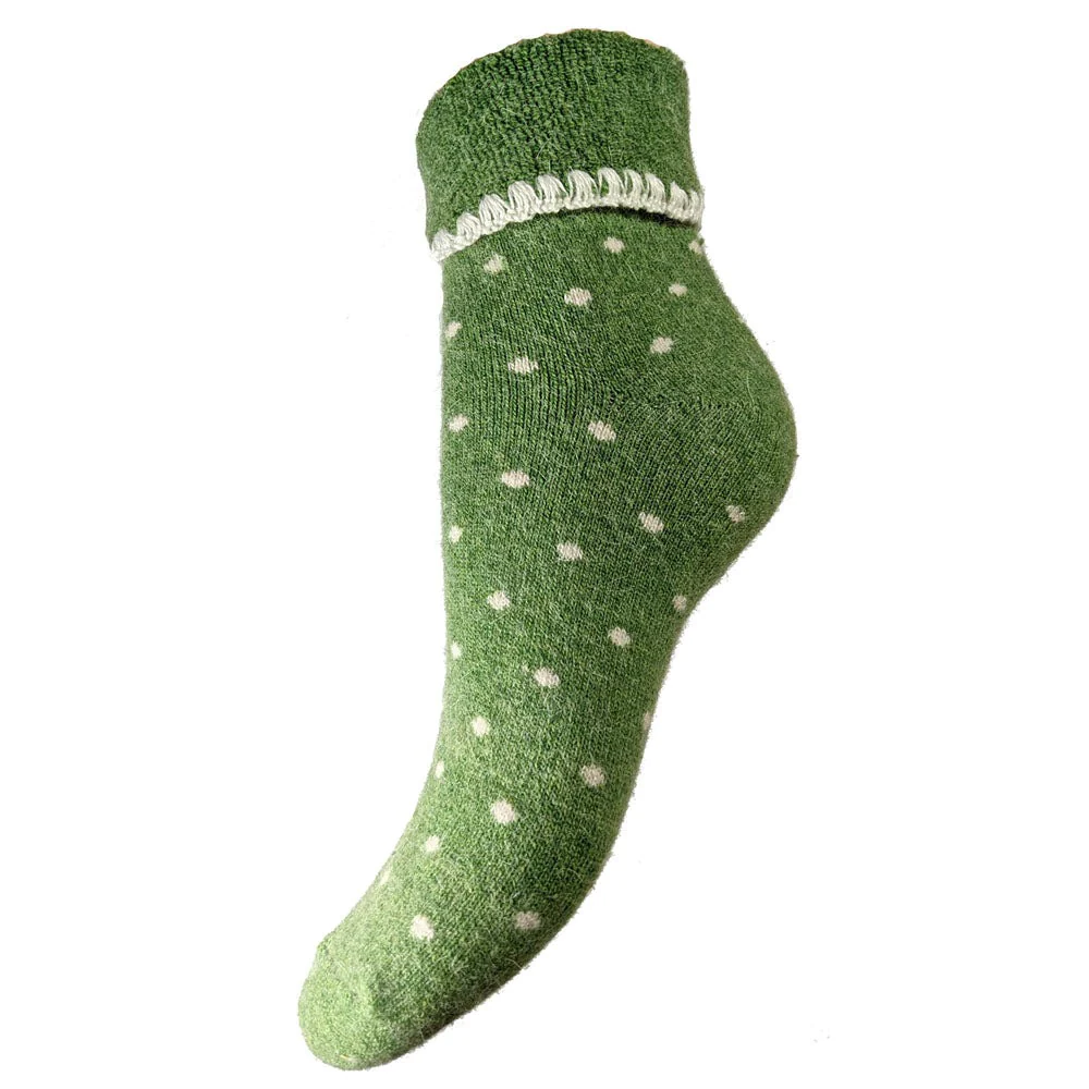 Green Cuff Socks With Cream Dots