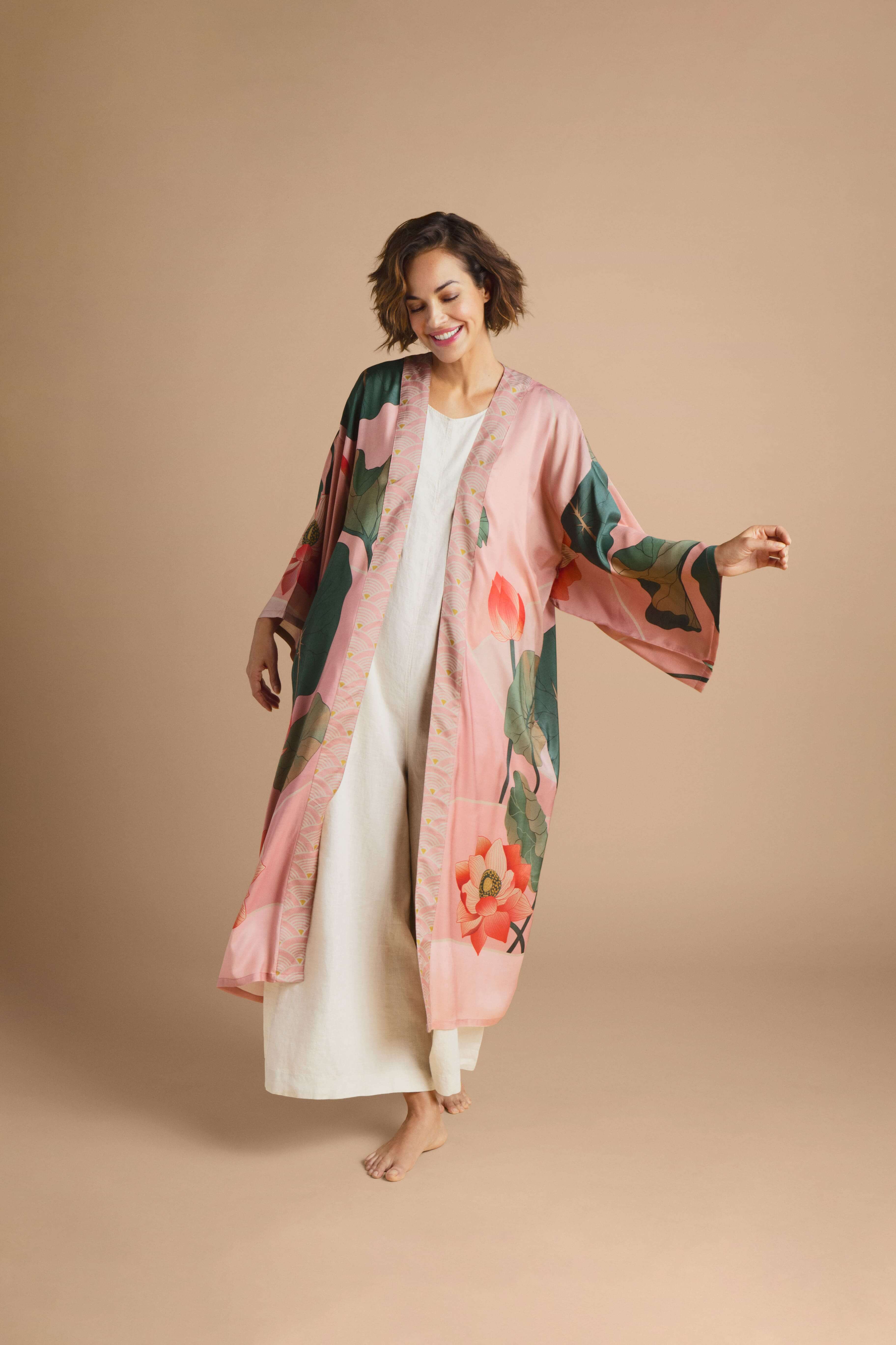 Crane at Sunrise Kimono Gown - Petal