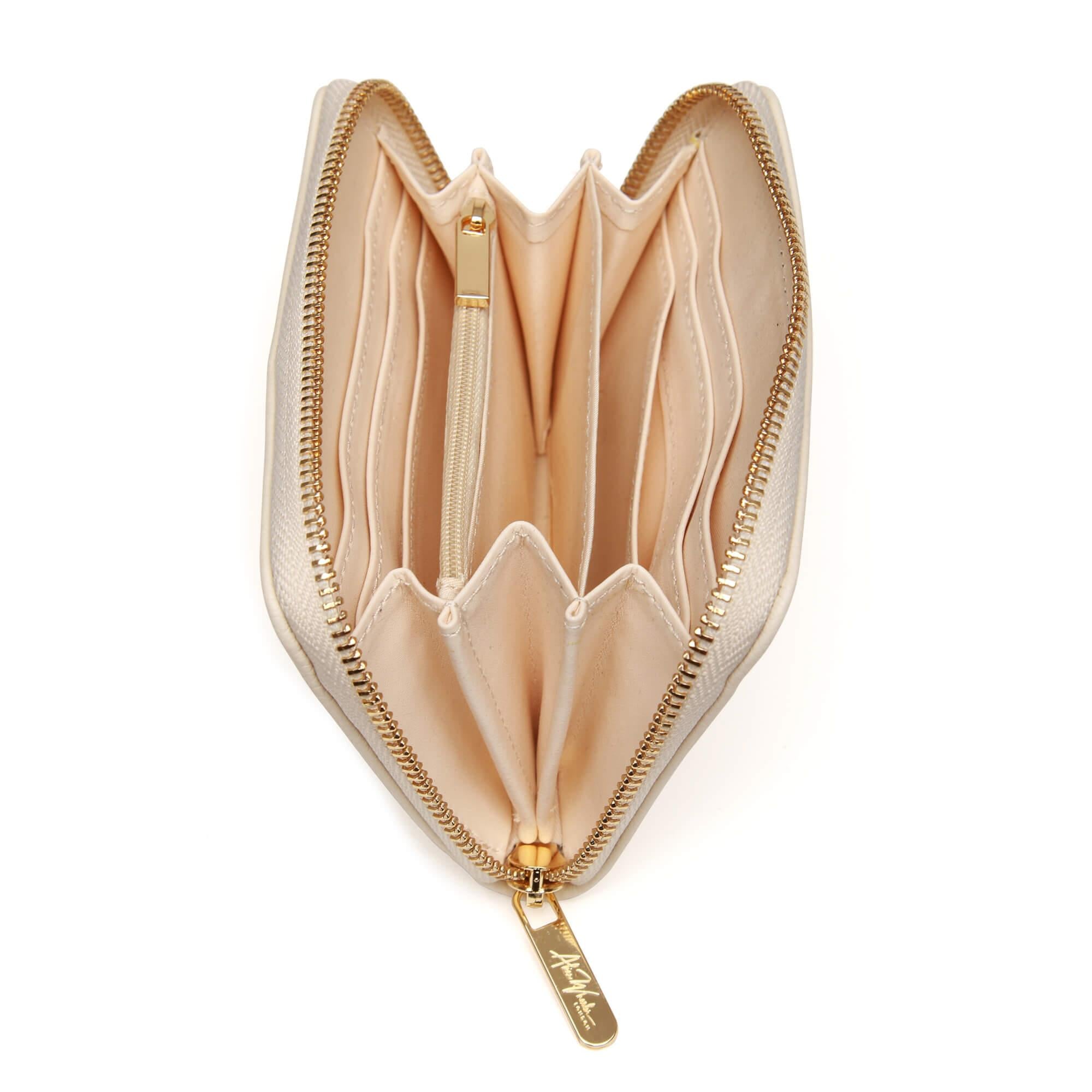 Bromley Purse In Pastel Cream