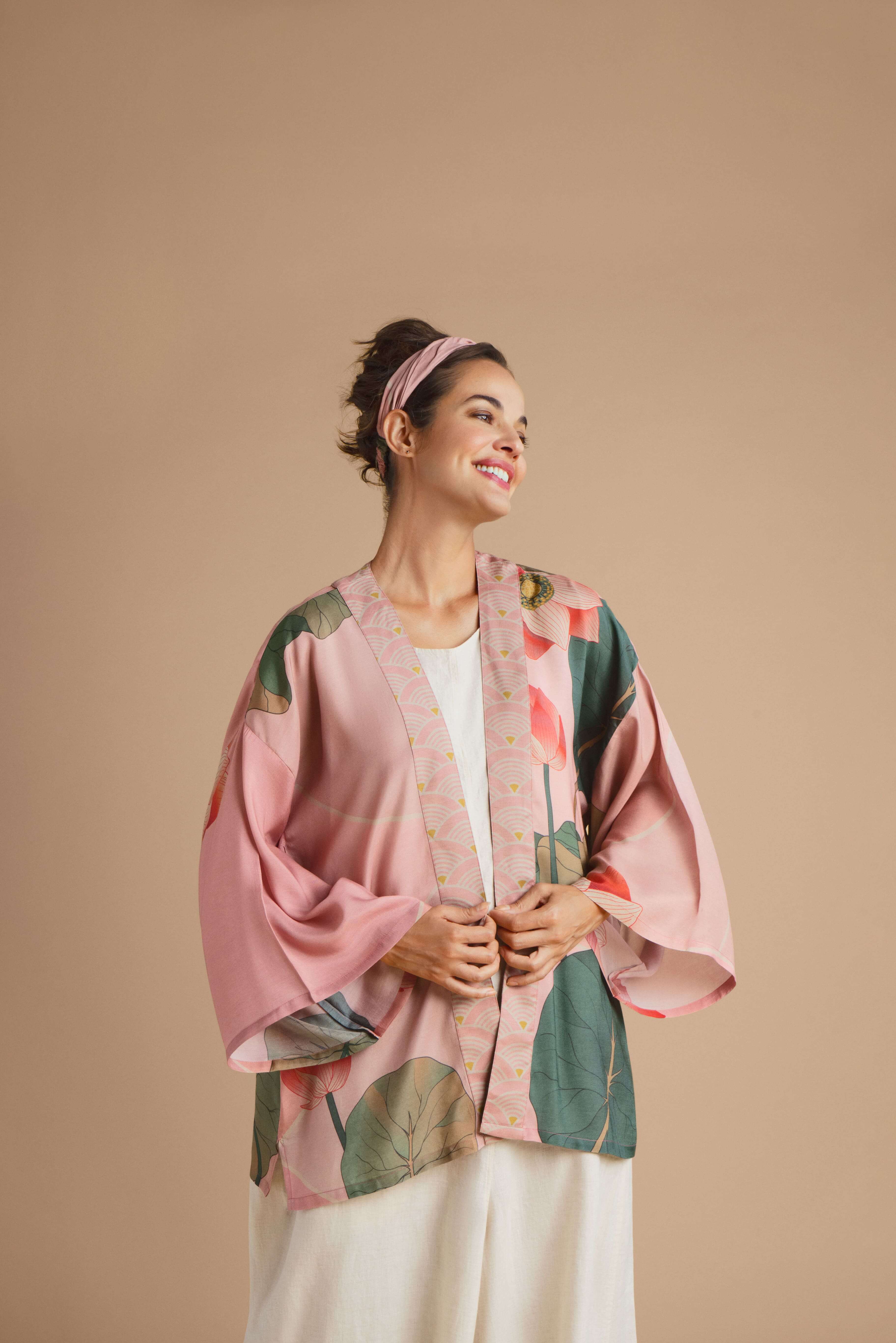 Crane at Sunrise Kimono Jacket - Petal