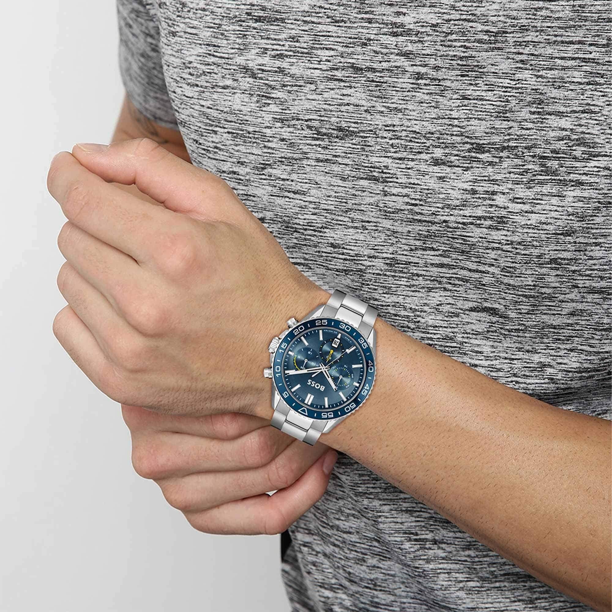 Runner Blue Chronograph Dial With SS Bracelet Strap Mens Watch