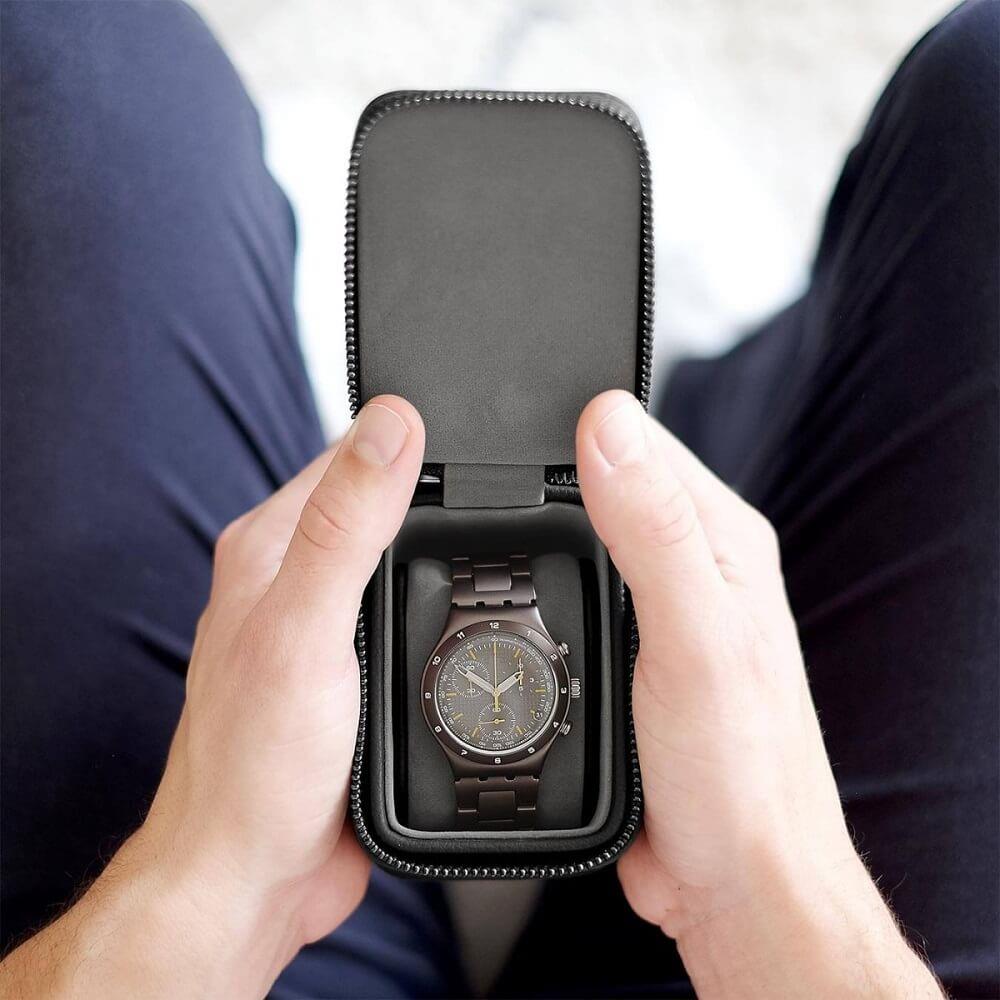 Pebble Black Single Zipped Watch Box
