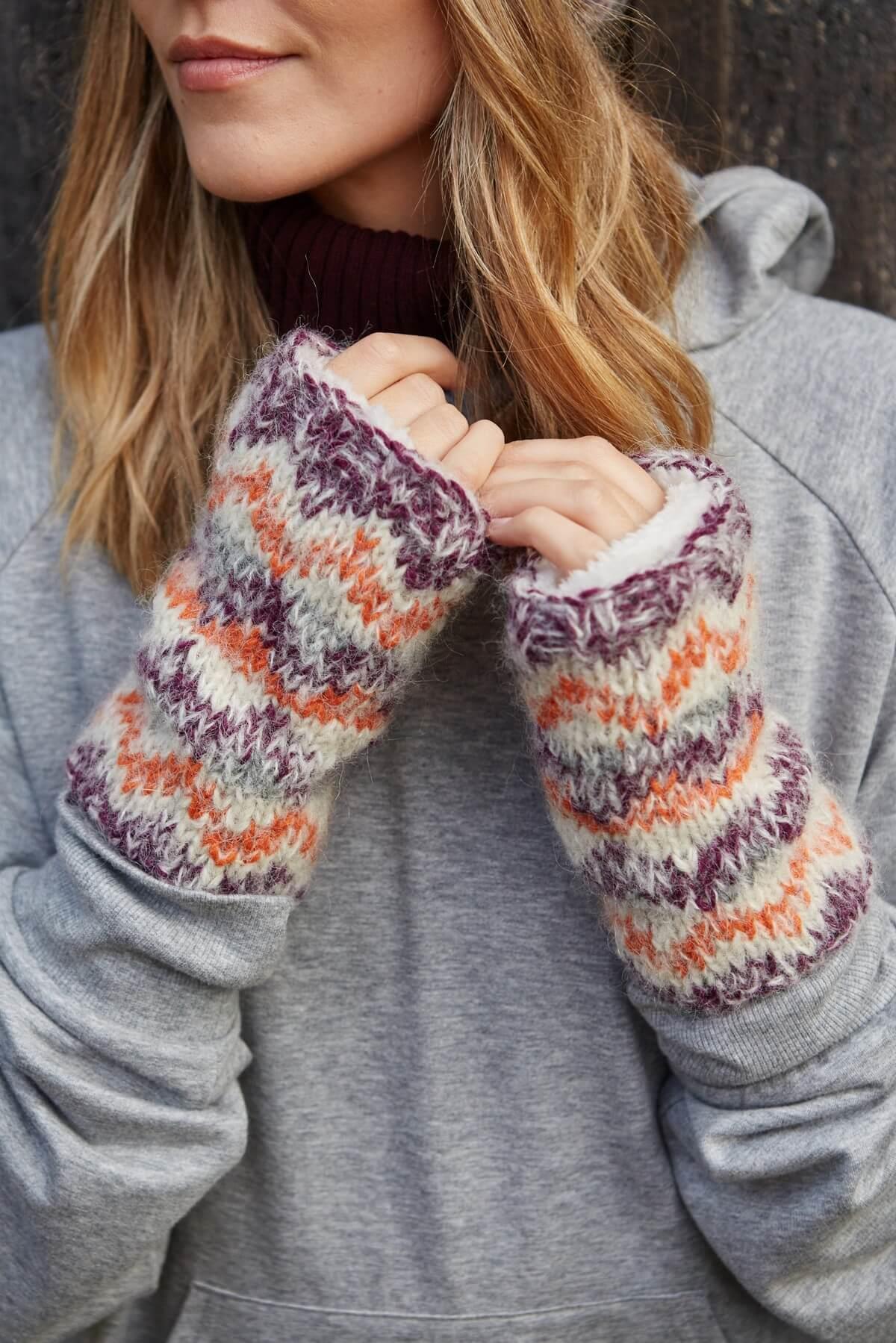 Totnes Handwarmer Damson