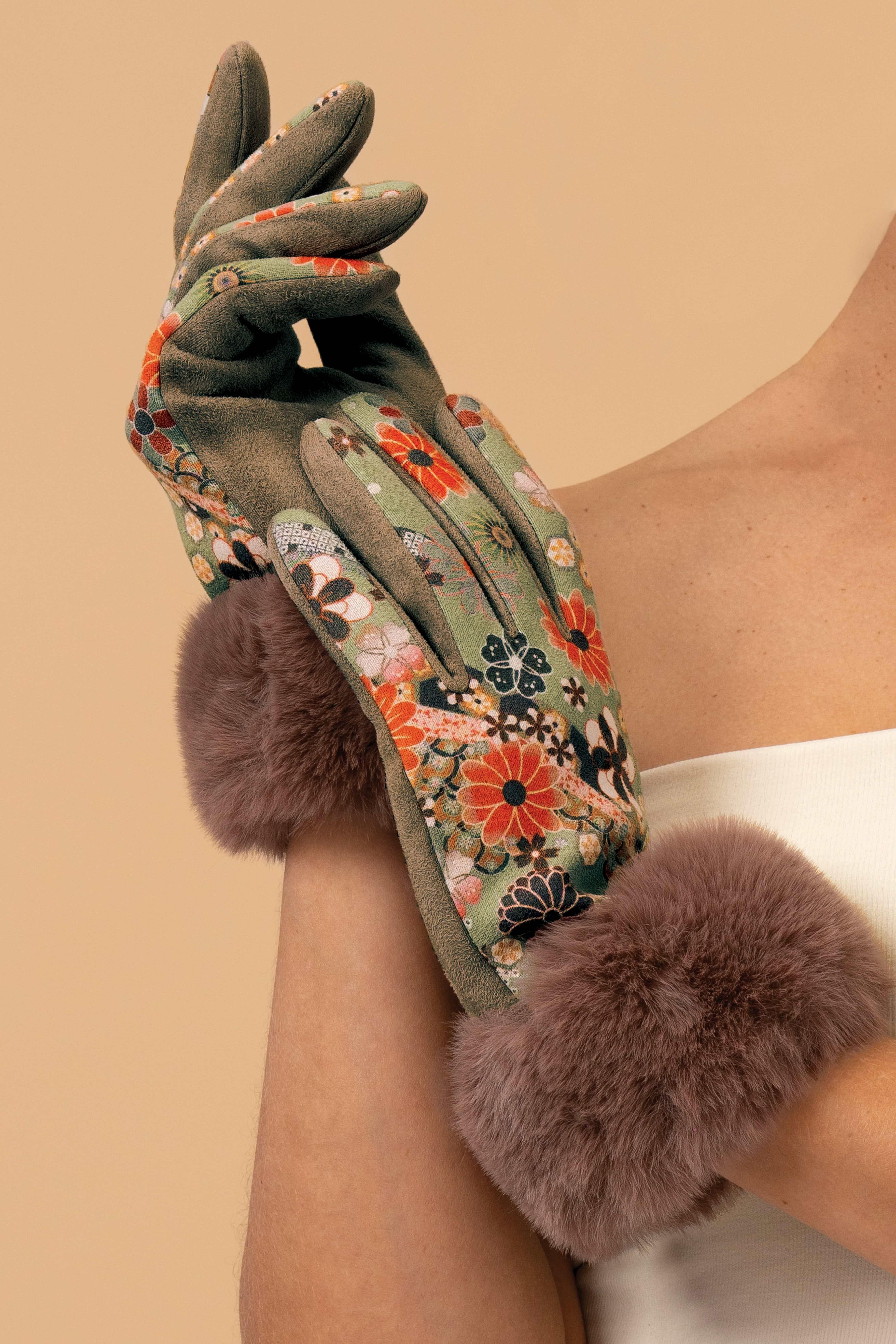 Bernadette Gloves -70s Floral Kaleidoscope Olive