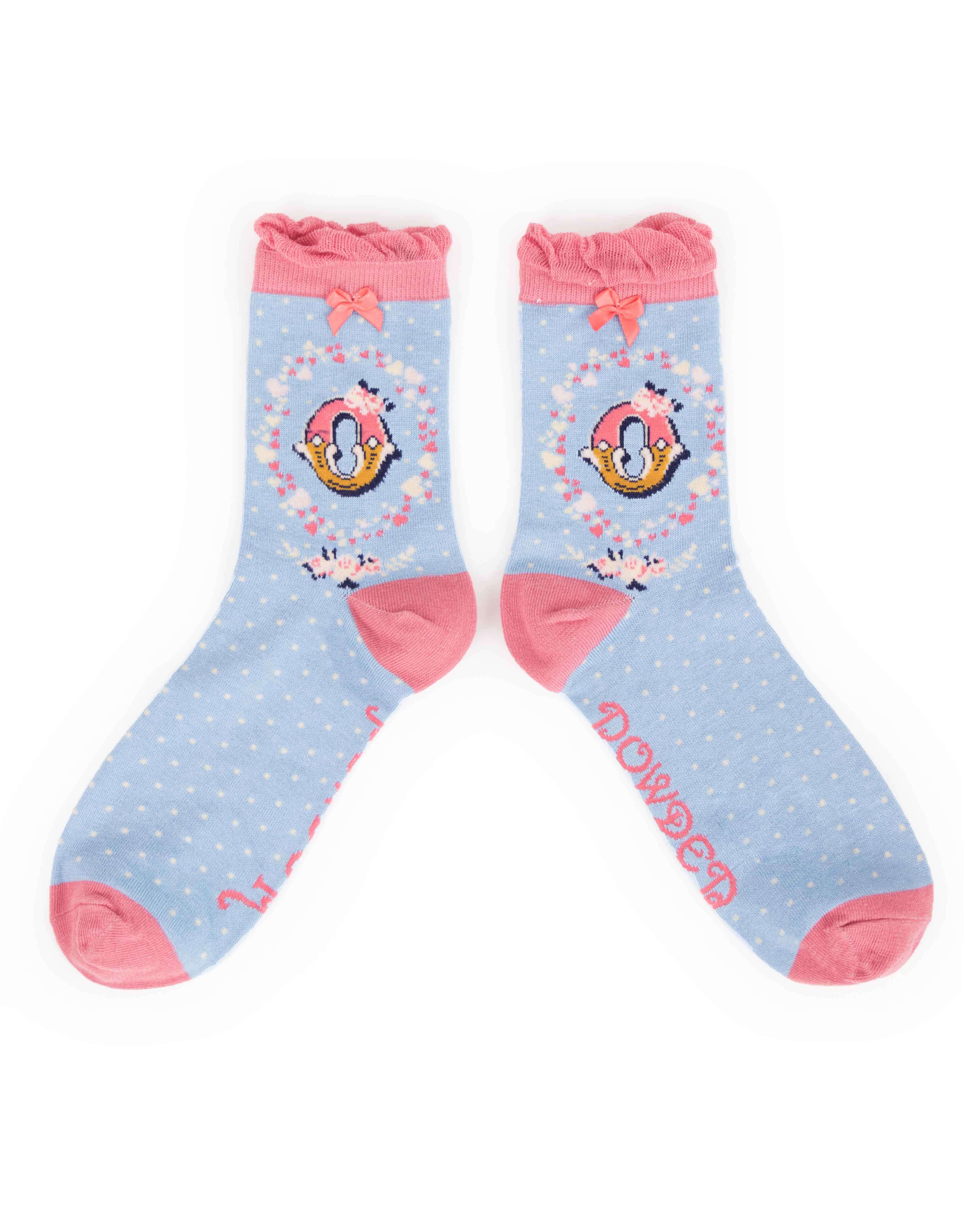A-Z Ankle Socks - Letter O