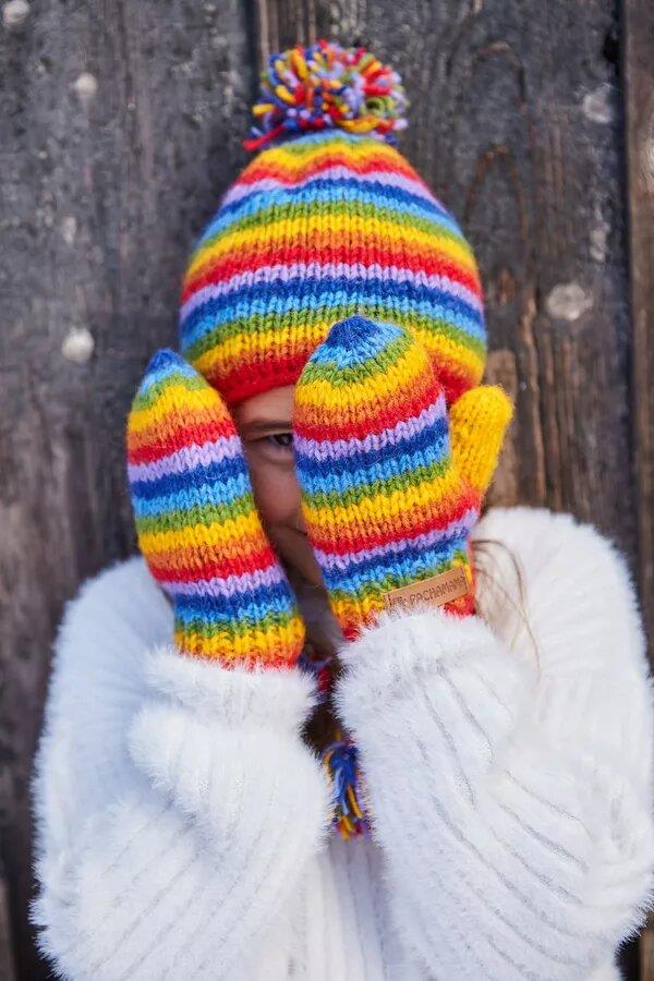 Kids Rainbow Mittens 6 To 8