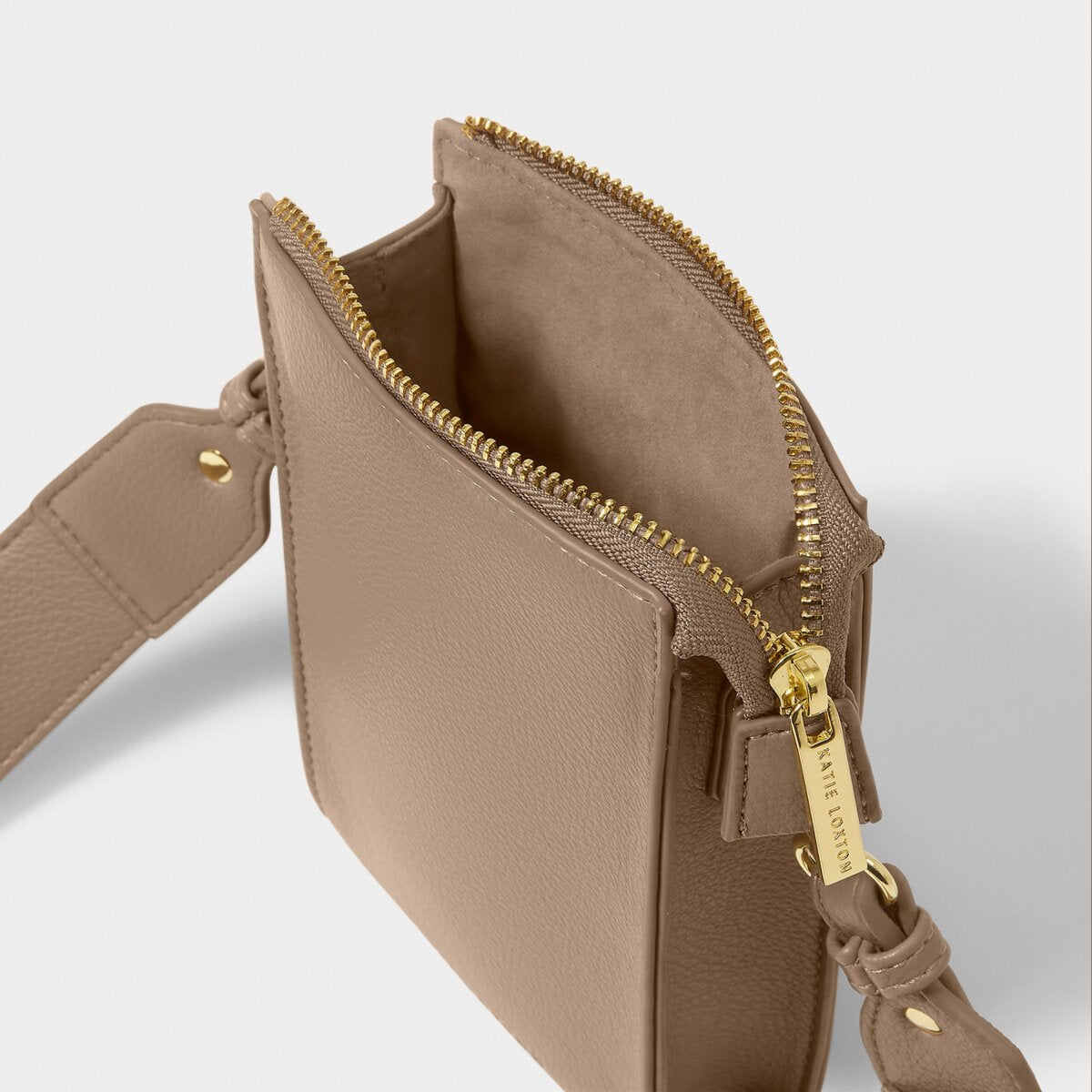 Effie Slim Crossbody Bag In Mocha