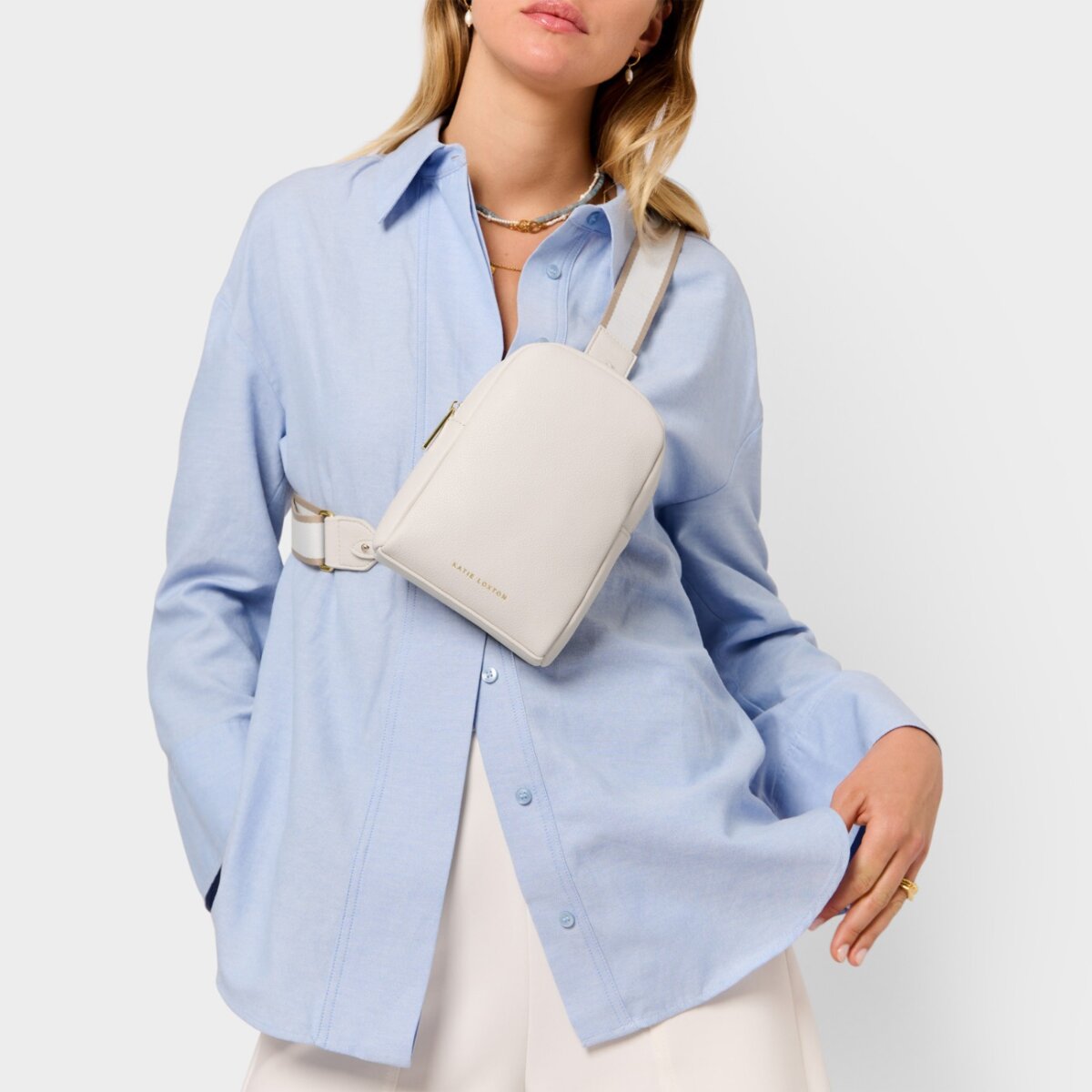 Kaite Canvas Strap Sling Bag In Off White