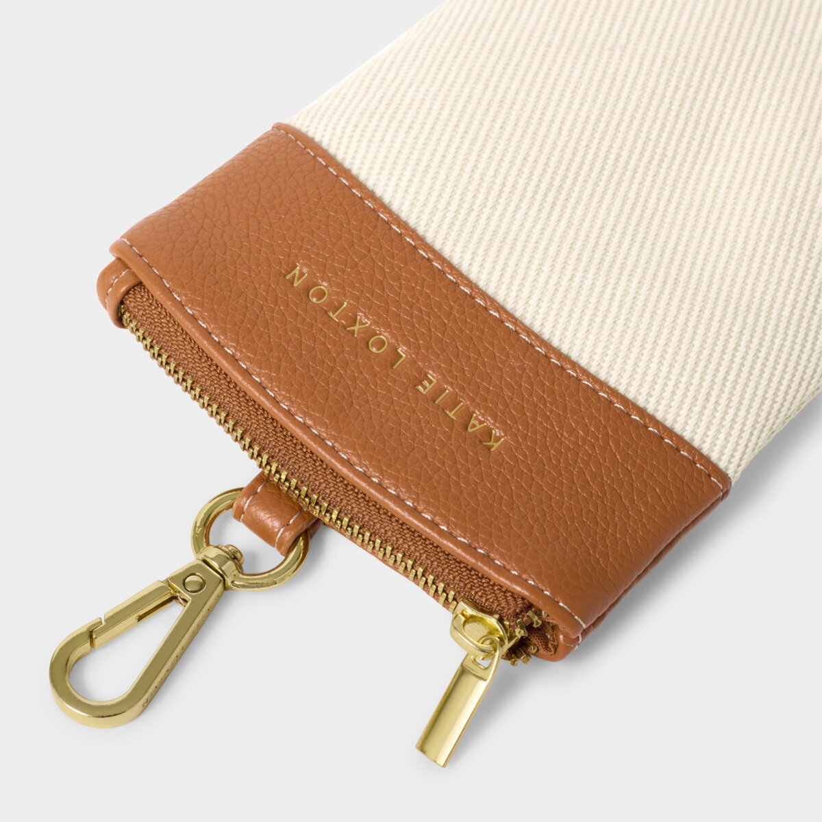 Clip-On Sunglasses Case In Cognac