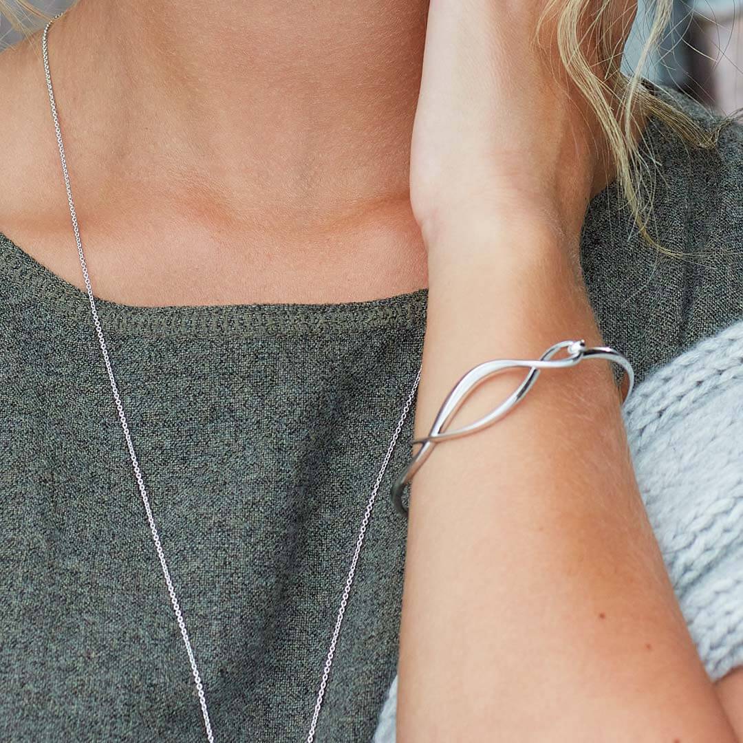 Entwine Twine Twist Hinged Bangle (H)
