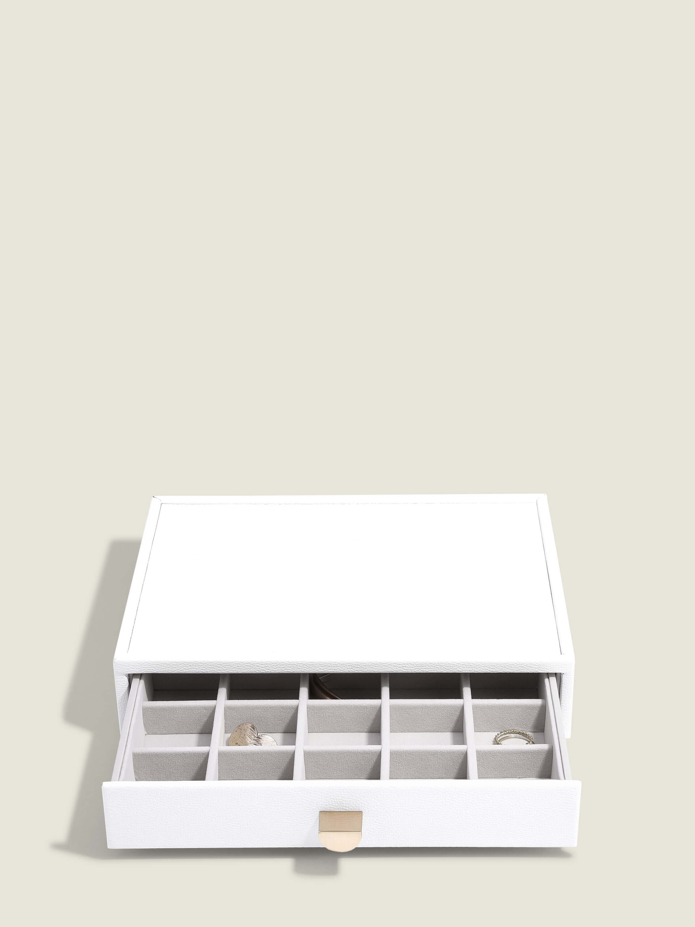 Pebble White Classic Drawer Set Of 4