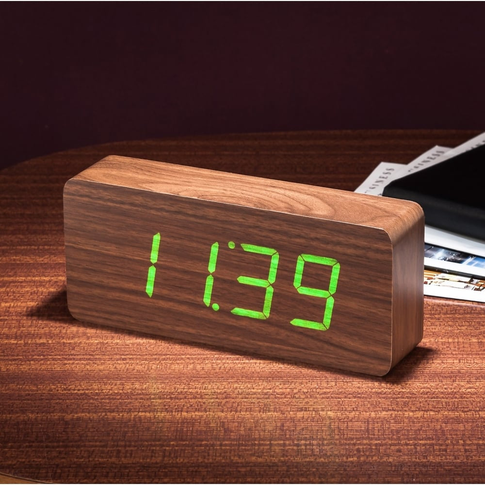 Slab Walnut Click Clock/Green LED