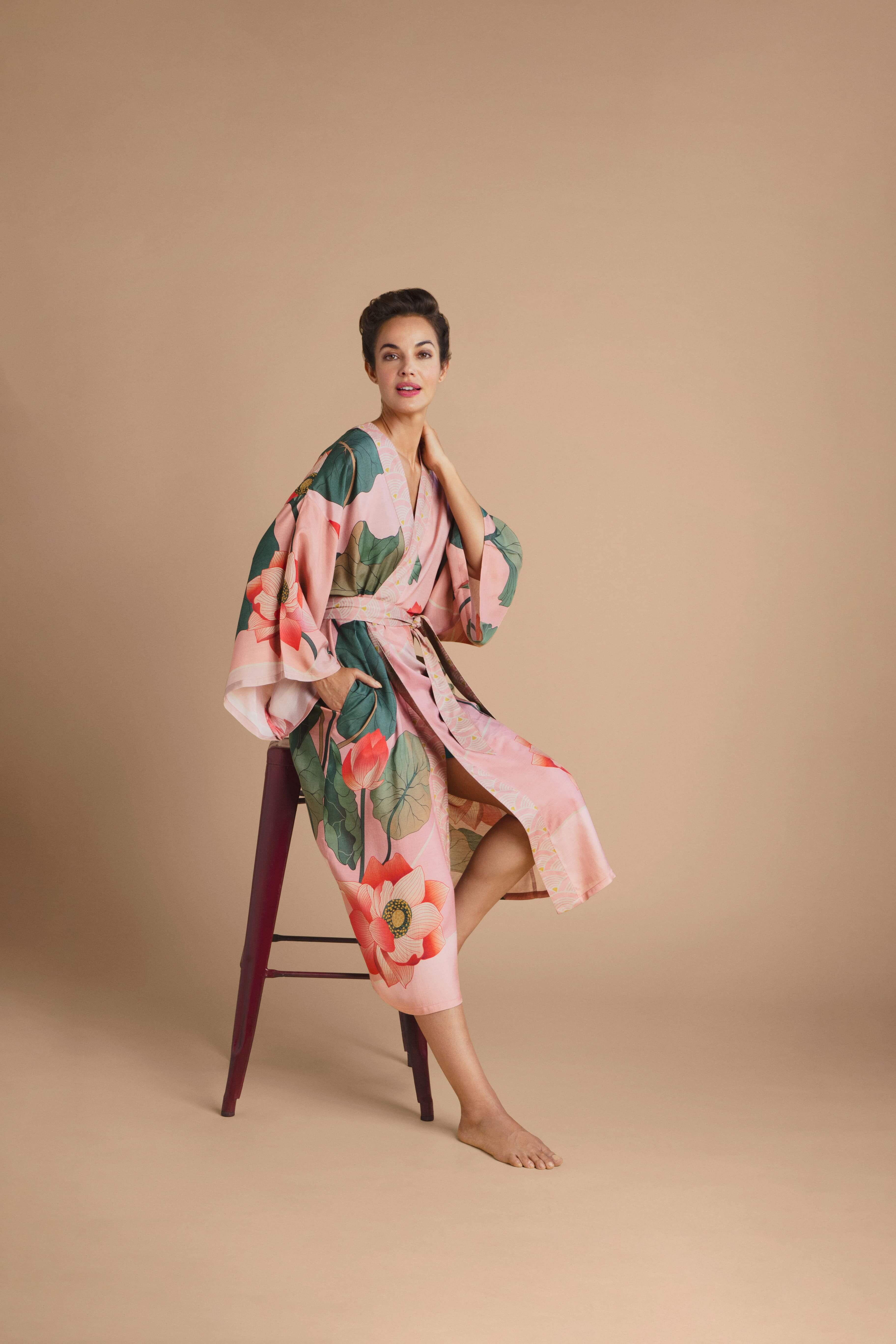 Crane at Sunrise Kimono Gown - Petal