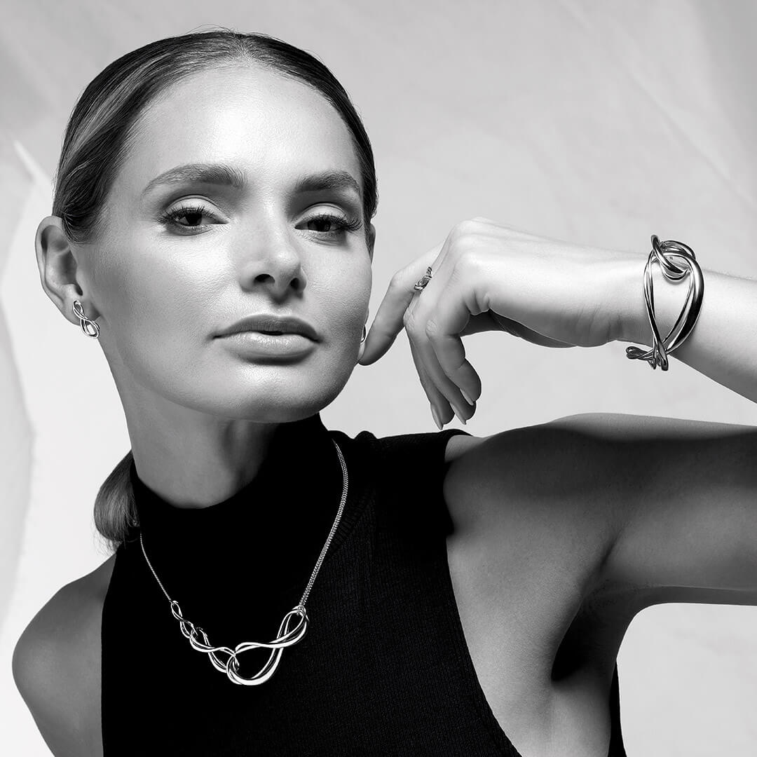 Infinity Grande Cuff Bangle (H)