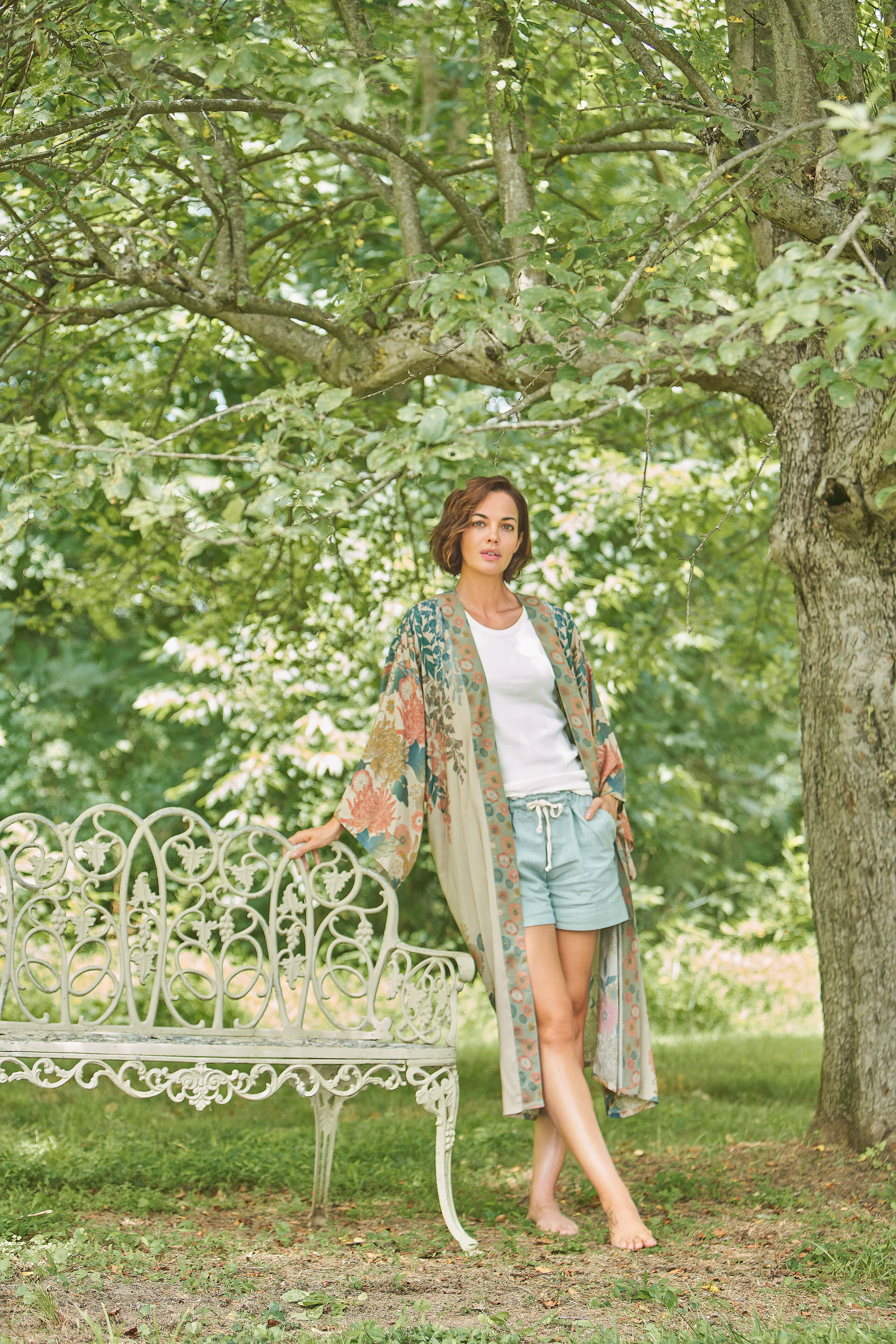 Trailing Wisteria Kimono Gown - Coconut